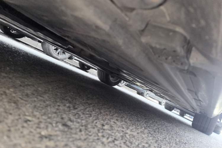 Used Mercedes-Benz C-Class 2018 C 200 L Sport Edition Chassis Front Left