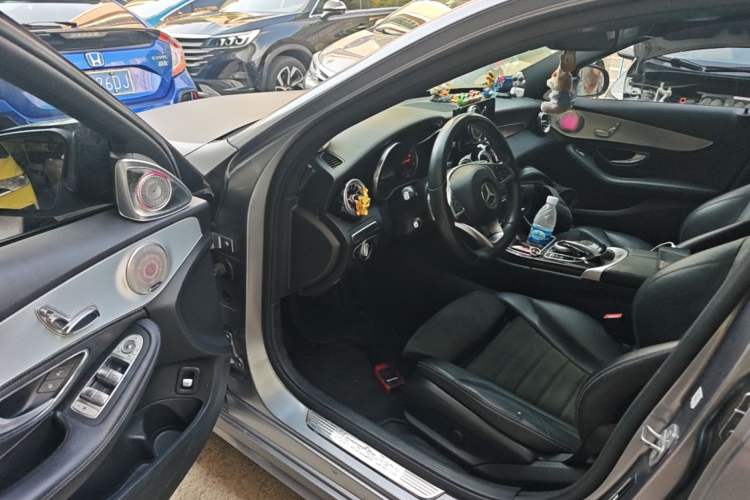Used Mercedes-Benz C-Class 2018 C 200 Sport Edition Driver Seat