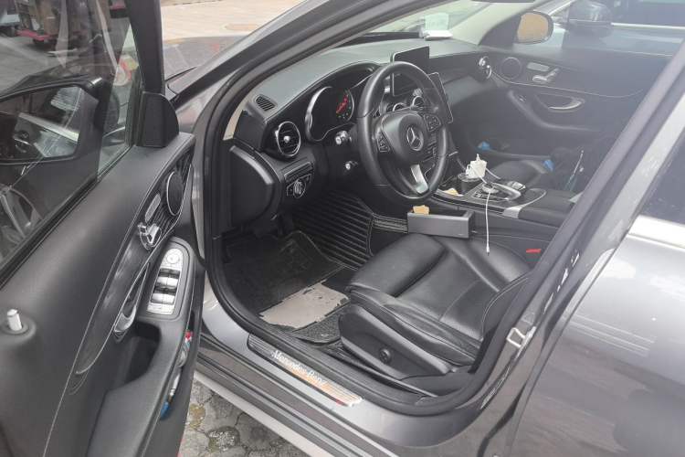 Used Mercedes-Benz C-Class 2018 C 200 L Sport Edition Driver Seat