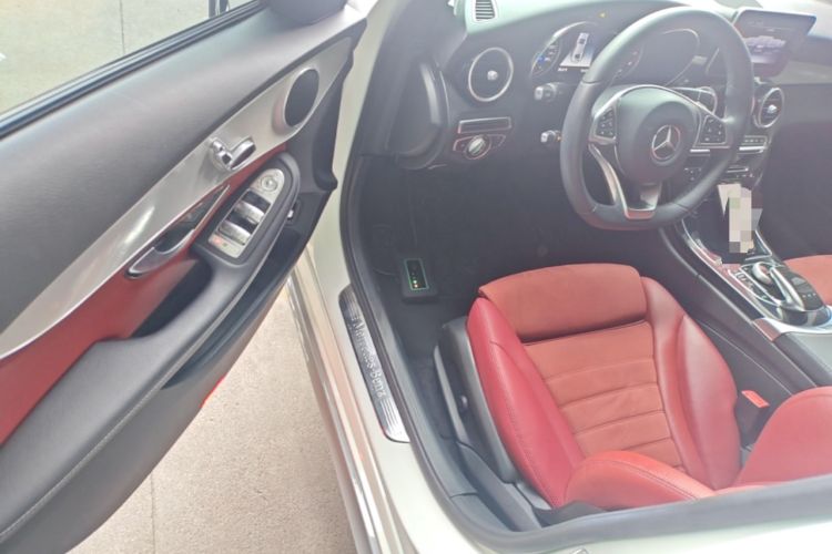 Used Mercedes-Benz C-Class 2018 C 200 Sport Edition Driver Seat
