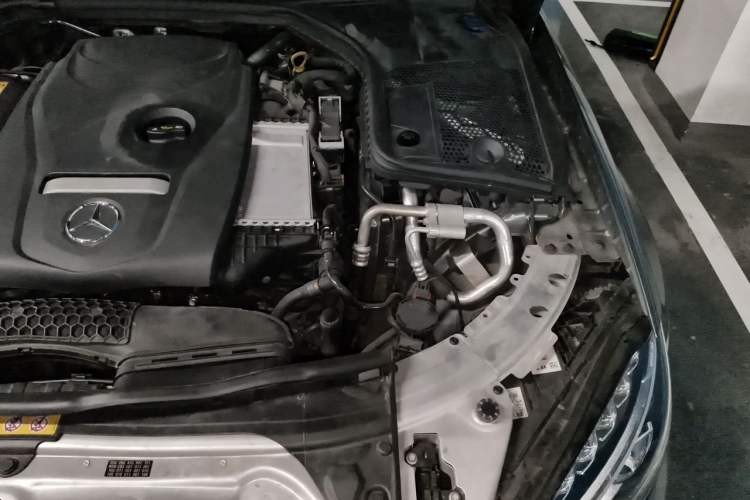 Used Mercedes-Benz C-Class 2018 C 200 L Sport Edition Engine Bay Left