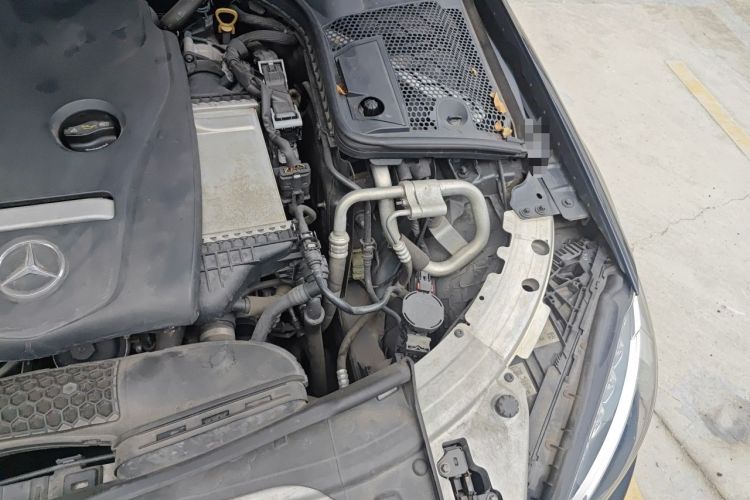 Used Mercedes-Benz C-Class 2018 C 200 L Sport Edition Engine Bay Left