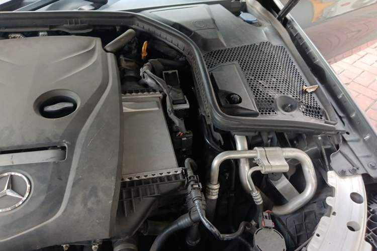 Used Mercedes-Benz C-Class 2018 C 200 4MATIC Coupe Engine Bay Left
