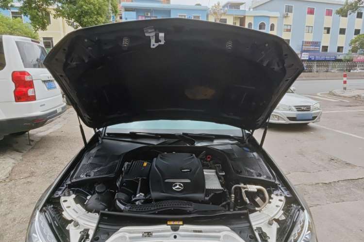 Used Mercedes-Benz C-Class 2018 C 180 L Fashion Edition Sport Version Engine Bay