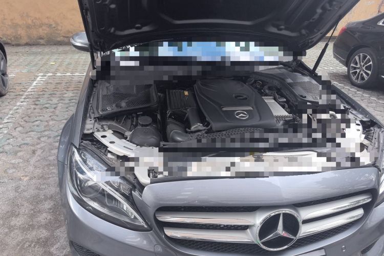 Used Mercedes-Benz C-Class 2018 C 200 L Sport Edition Engine Bay Right