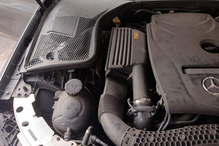 Used Mercedes-Benz C-Class 2018 C 200 4MATIC Coupe Engine Bay Right