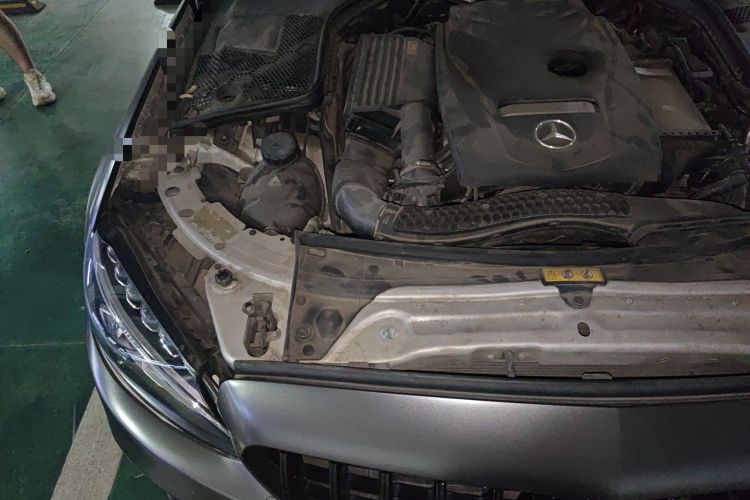Used Mercedes-Benz C-Class 2018 C 180 L Fashion Edition Sport Version Engine Bay Right