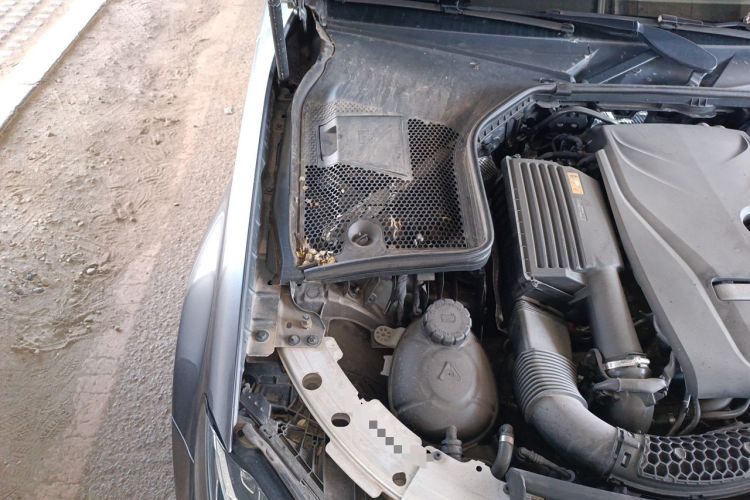 Used Mercedes-Benz C-Class 2018 C 200 Coupe Engine Bay Right