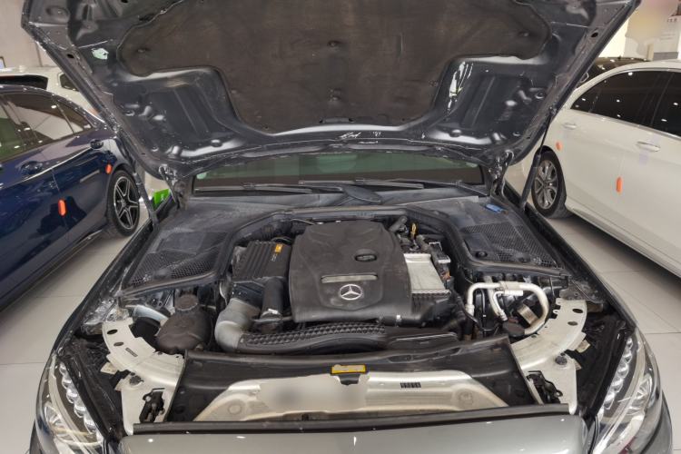 Used Mercedes-Benz C-Class 2018 C 200 L Sport Edition Engine Bay