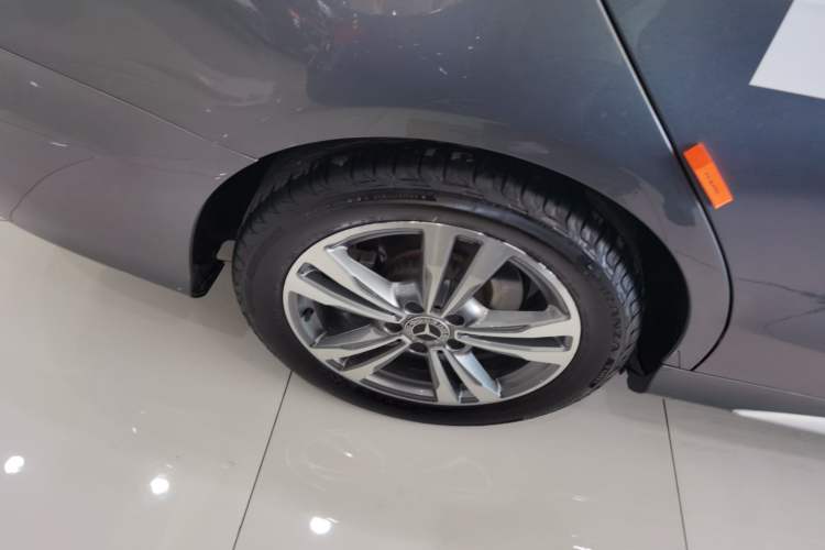 Used Mercedes-Benz C-Class 2018 C 200 L Sport Edition Exterior 8