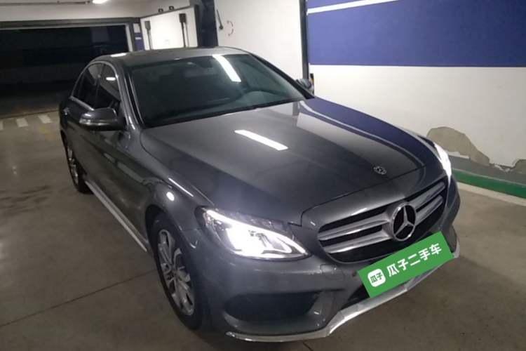 Used Mercedes-Benz C-Class 2018 C 180 L Fashion Edition Sport Version Front Right 45 Deg