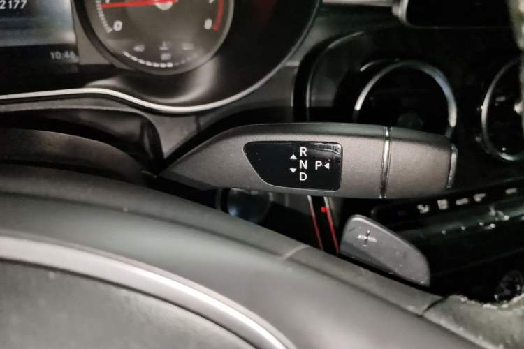 Used Mercedes-Benz C-Class 2018 C 200 L Sport Edition Gear Lever