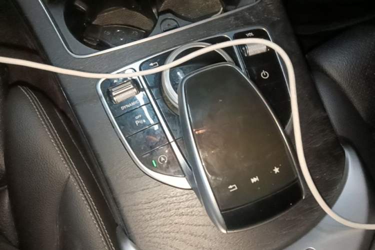 Used Mercedes-Benz C-Class 2018 C 200 L Sport Edition Gear Lever
