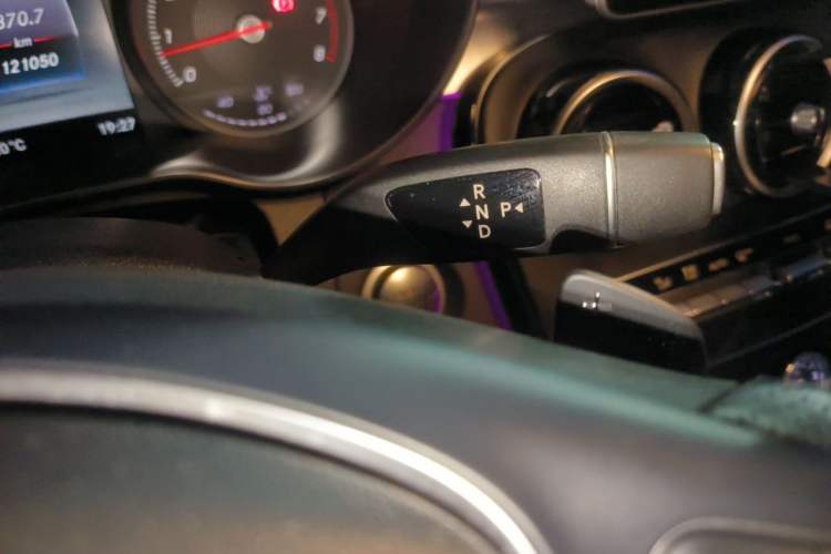 Used Mercedes-Benz C-Class 2018 C 200 L Sport Edition Gear Lever