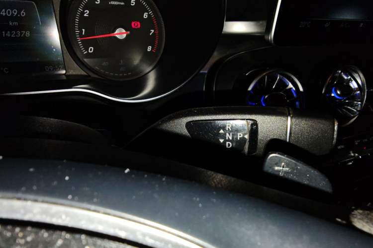 Used Mercedes-Benz C-Class 2018 C 200 L Sport Edition Achievement Special Edition Gear Lever