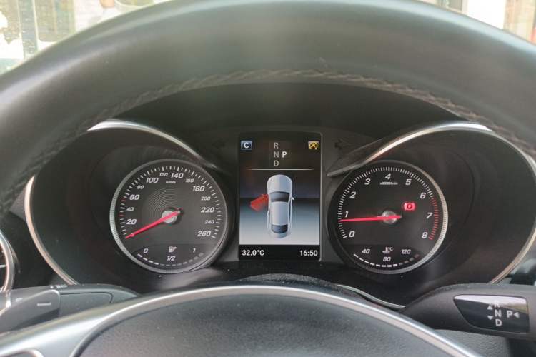 Used Mercedes-Benz C-Class 2018 C 200 4MATIC Coupe Instrument Cluster