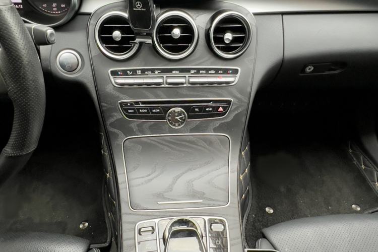Used Mercedes-Benz C-Class 2018 C 180 L Fashion Edition Sport Version Interior 1