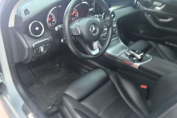 Used Mercedes-Benz C-Class 2018 C 200 L Sport Edition Interior 3