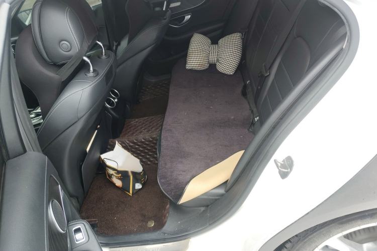 Used Mercedes-Benz C-Class 2018 C 200 L Sport Edition Interior 4
