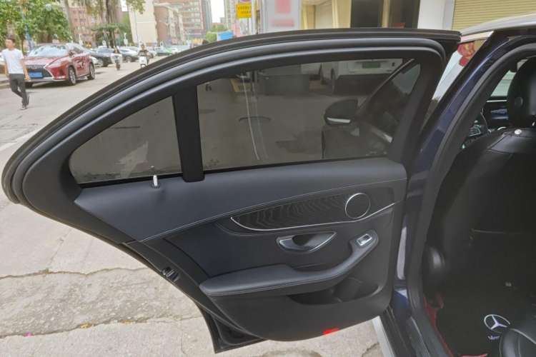 Used Mercedes-Benz C-Class 2018 C 180 L Fashion Edition Sport Version Interior 5