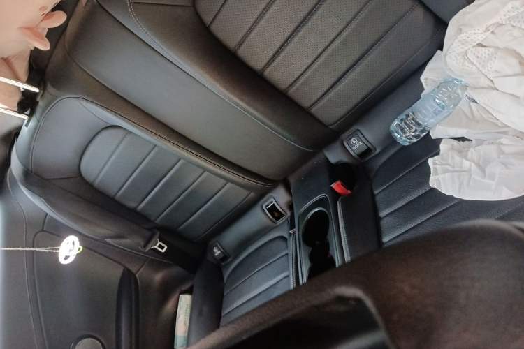 Used Mercedes-Benz C-Class 2018 C 200 4MATIC Coupe Left Rear Seat