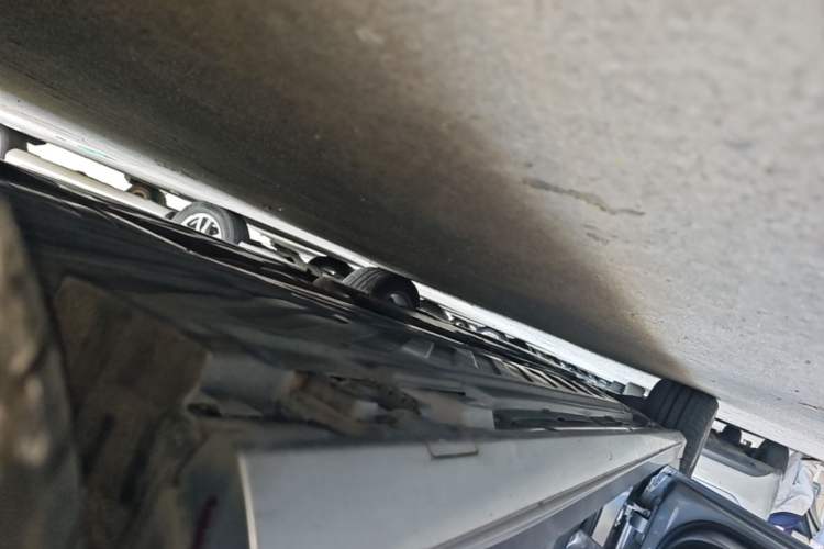 Used Mercedes-Benz C-Class 2018 C 200 Sport Edition Left Side Sill