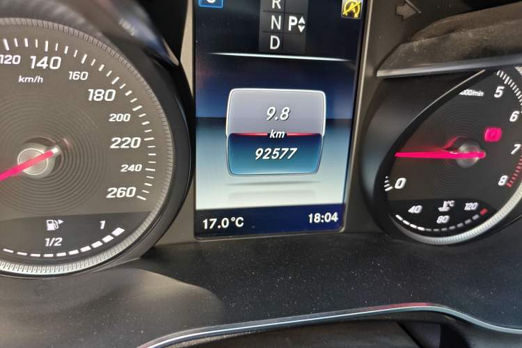 Used Mercedes-Benz C-Class 2018 C 200 L Sport Edition Odometer Close Up