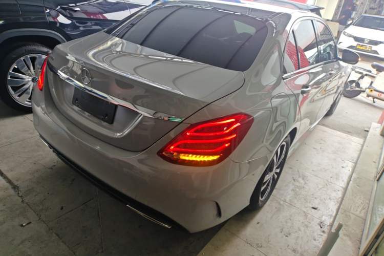 Used Mercedes-Benz C-Class 2018 C 200 Sport Edition Rear Right 45 Deg