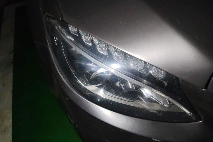 Used Mercedes-Benz C-Class 2018 C 200 L Sport Edition Achievement Special Edition Right Front Headlight