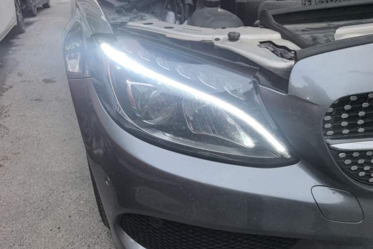 Used Mercedes-Benz C-Class 2018 C 200 L Sport Edition Right Front Headlight