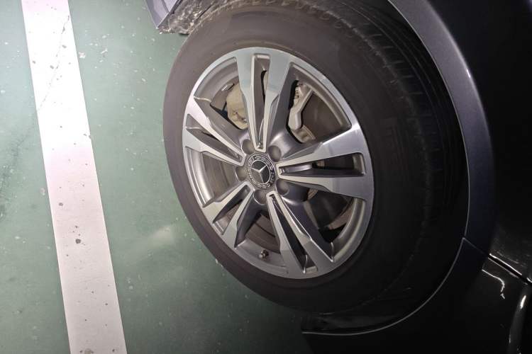 Used Mercedes-Benz C-Class 2018 C 200 L Sport Edition Right Front Wheel Hub