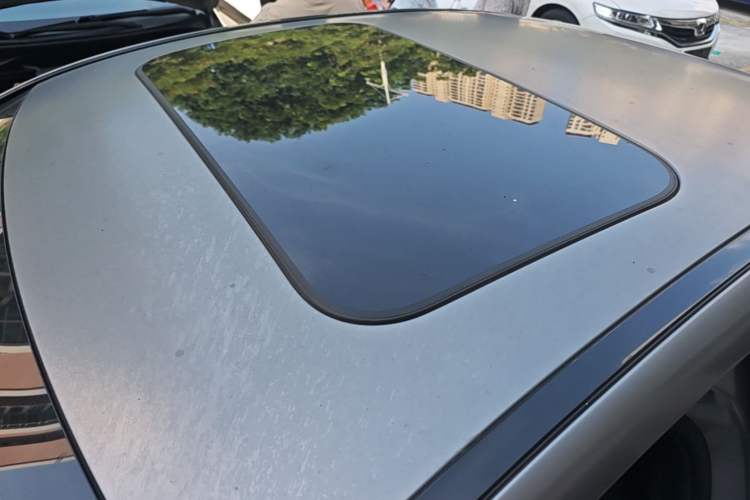 Used Mercedes-Benz C-Class 2018 C 200 Sport Edition Roof