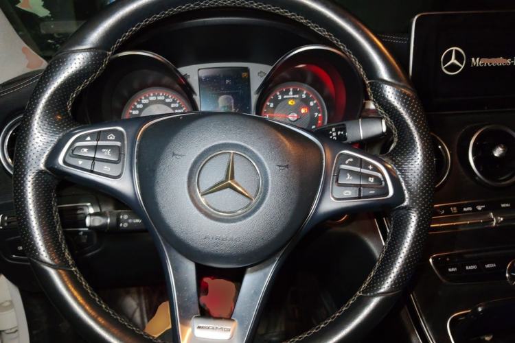 Used Mercedes-Benz C-Class 2018 C 200 L Sport Edition Achievement Special Edition Steering Wheel