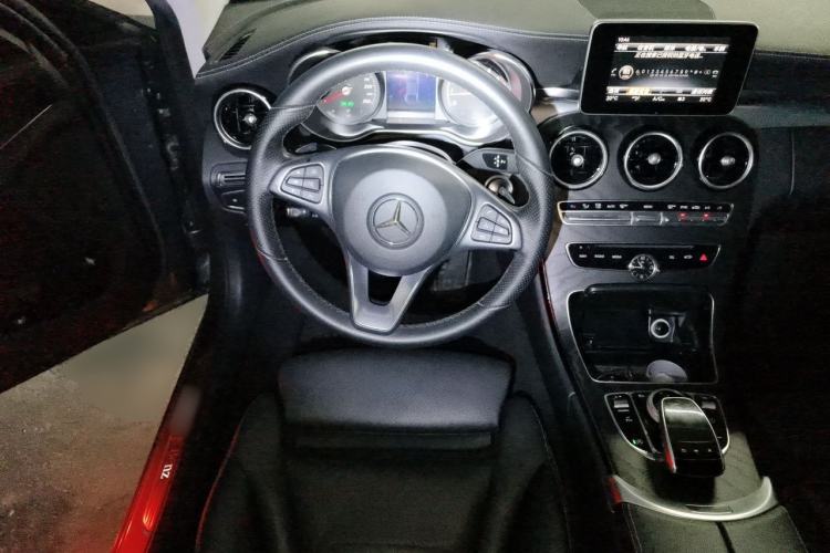Used Mercedes-Benz C-Class 2018 C 200 L Sport Edition Steering Wheel