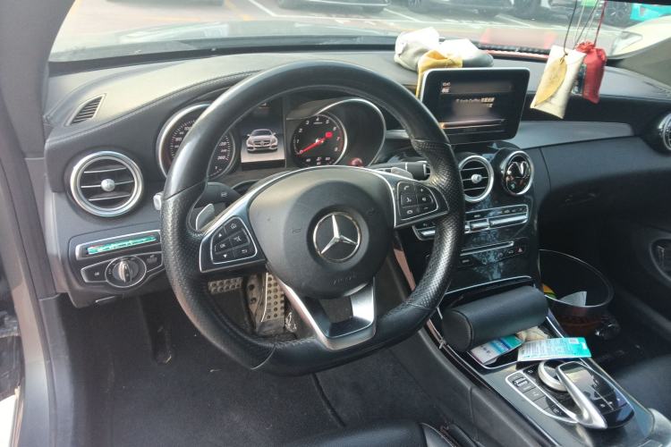 Used Mercedes-Benz C-Class 2018 C 200 4MATIC Coupe Steering Wheel