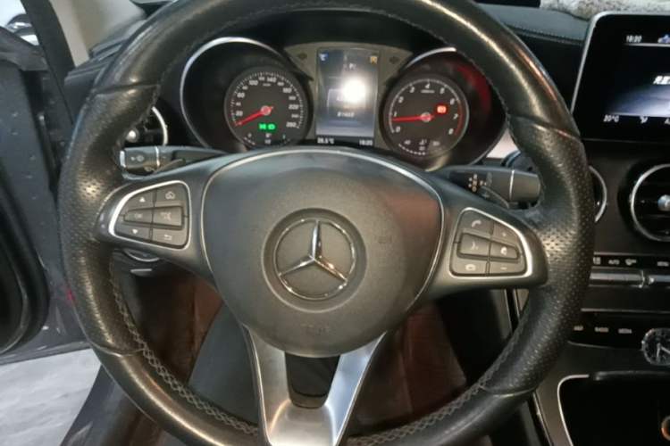 Used Mercedes-Benz C-Class 2018 C 200 L Sport Edition Steering Wheel