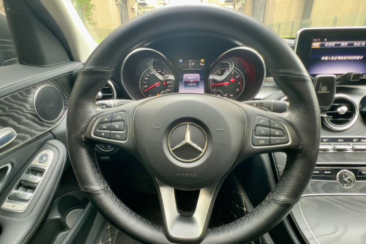 Used Mercedes-Benz C-Class 2018 C 180 L Fashion Edition Sport Version Steering Wheel