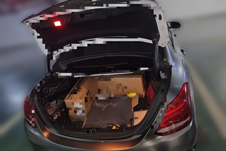 Used Mercedes-Benz C-Class 2018 C 180 L Fashion Edition Sport Version Trunk