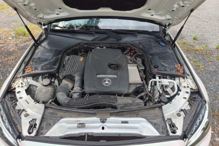 Used Mercedes-Benz C-Class 2018 C 180 L Fashion Edition Sport Version Engine Bay