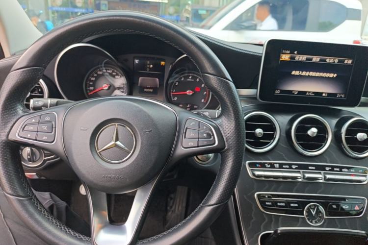 Used Mercedes-Benz C-Class 2018 C 200 L Sport Edition Center Console