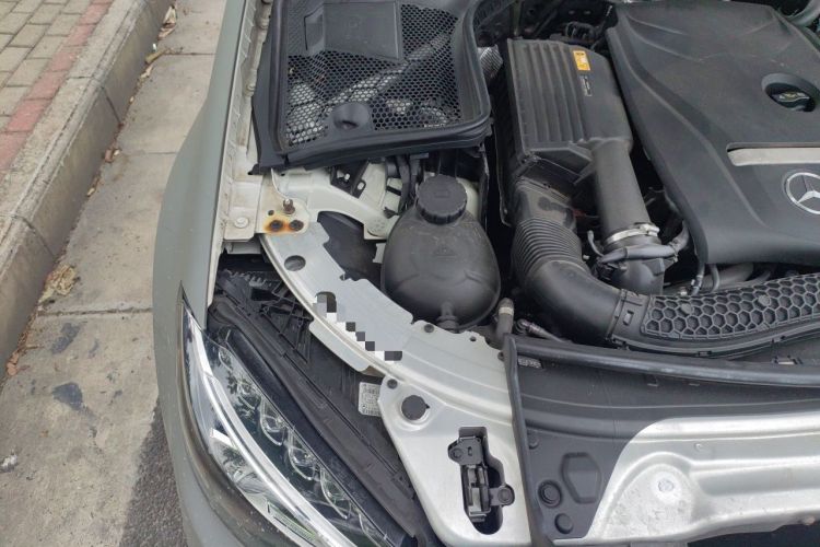 Used Mercedes-Benz C-Class 2018 C 200 Coupe Engine Bay Right