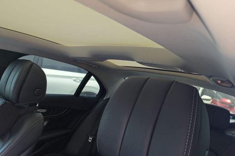 Used Mercedes-Benz C-Class 2018 C 200 L Sport Edition Headliner