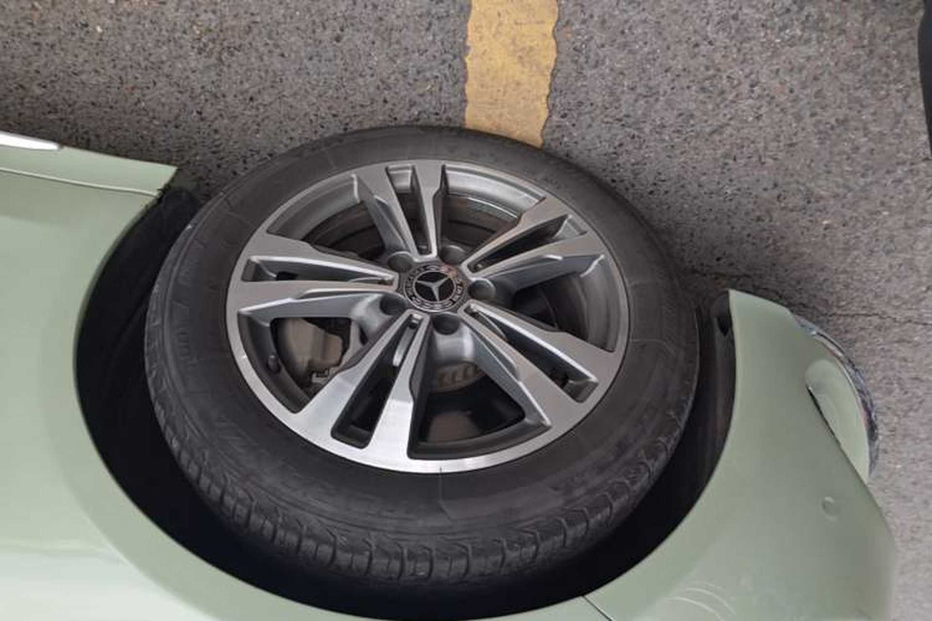 Used Mercedes-Benz C-Class 2018 C 200 L Sport Edition Left Front Wheel Hub