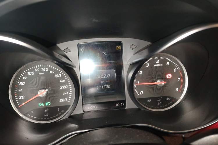 Used Mercedes-Benz C-Class 2018 C 180 L Fashion Edition Sport Version Instrument Cluster