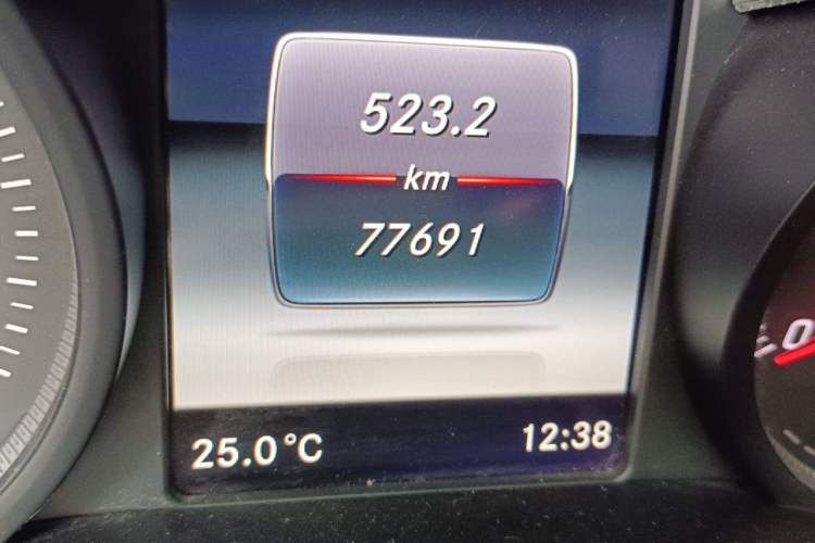 Used Mercedes-Benz C-Class 2018 C 200 Achievement Special Edition Odometer Close Up