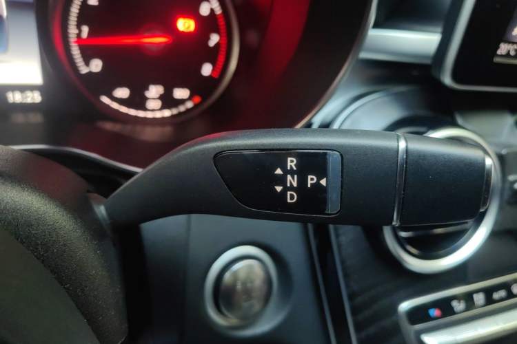 Used Mercedes-Benz C-Class 2018 C 200 L Sport Edition Gear Lever