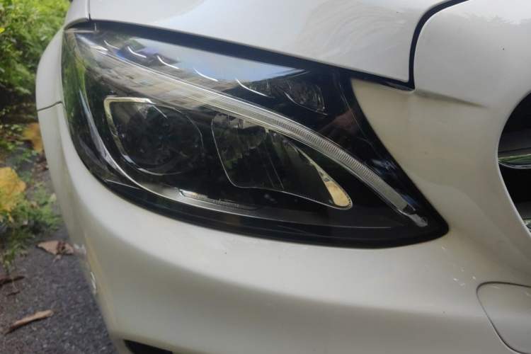 Used Mercedes-Benz C-Class 2018 C 200 L Sport Edition Right Front Headlight