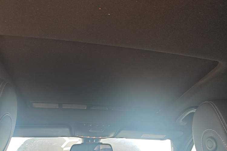 Used Mercedes-Benz C-Class 2018 C 200 Sport Edition Headliner