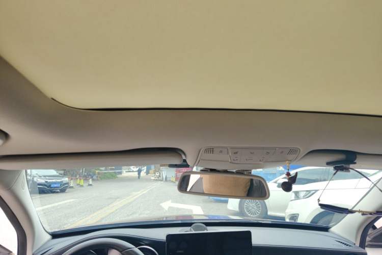 Used Mercedes-Benz C-Class 2018 C 200 L Sport Edition Headliner