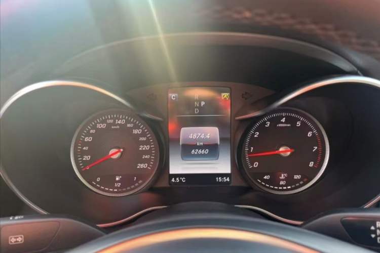 Used Mercedes-Benz C-Class 2018 C 180 L Fashion Edition Sport Version Instrument Cluster